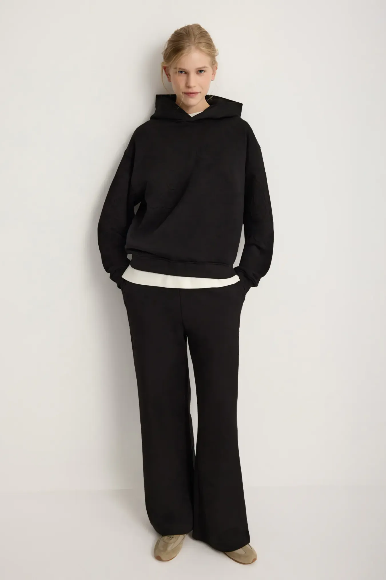 Женское хлопковое худи с тиснением