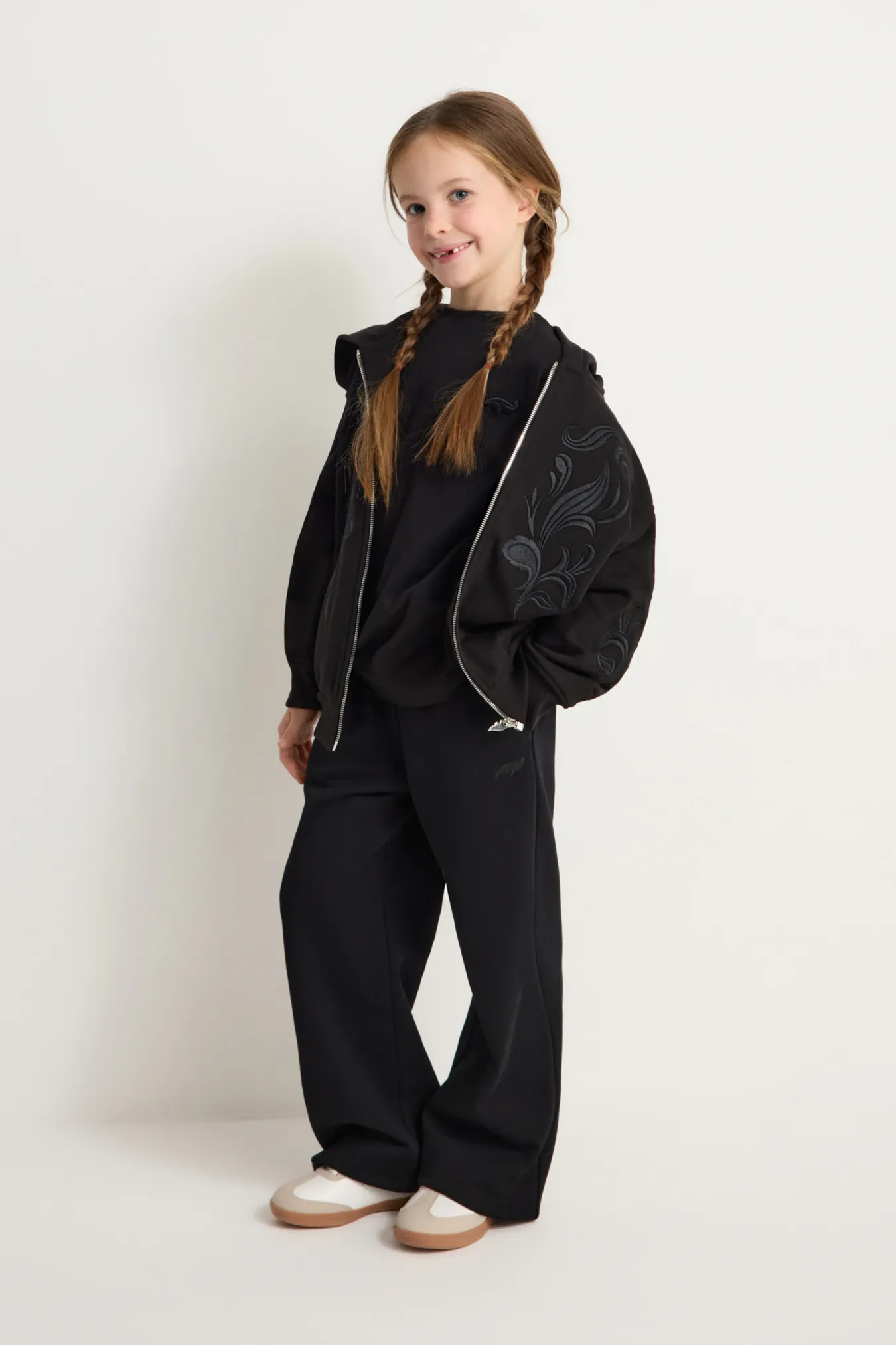 Детские брюки из хлопка