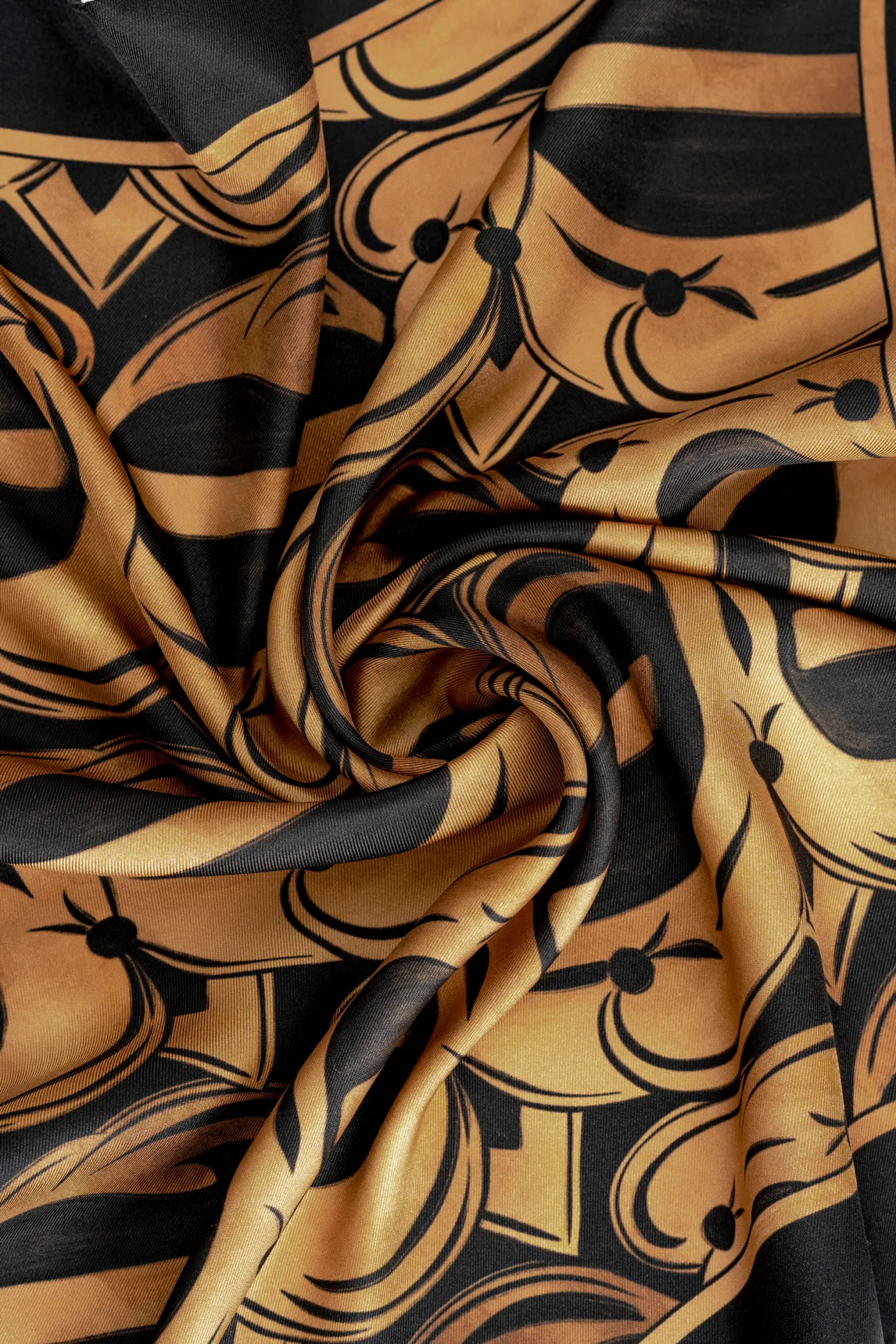 Шёлковый платок