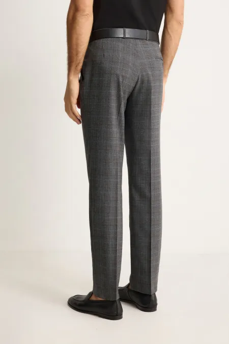 Классические брюки прямого силуэта