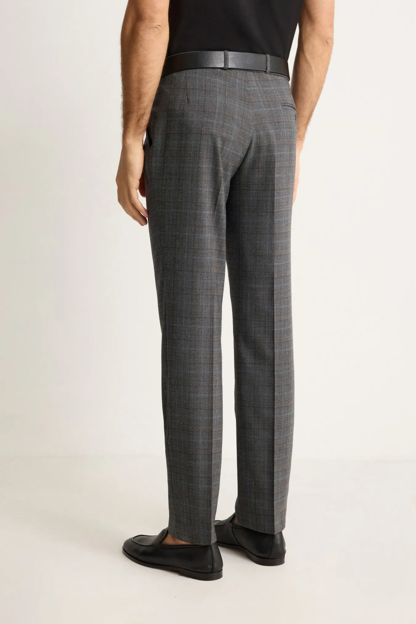 Классические брюки прямого силуэта