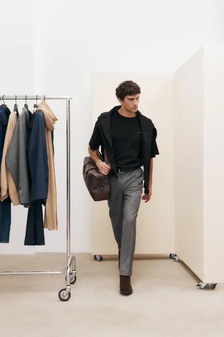 Шерстяные брюки классические