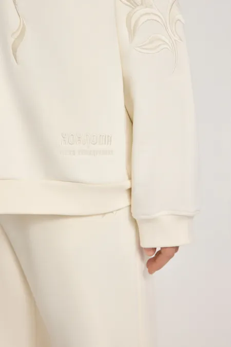 Женское худи на молнии с вышивкой