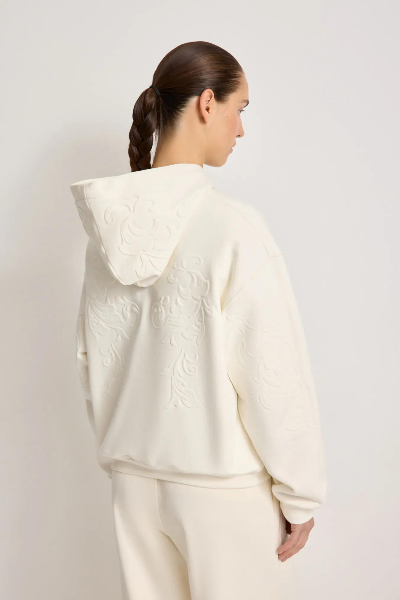 Женское хлопковое худи с тиснением