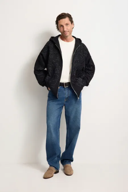 Худи на молнии с вышивкой