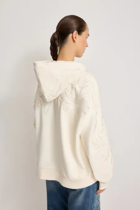 Мужское на молнии с вышивкой