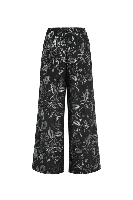 Брюки свободного силуэта