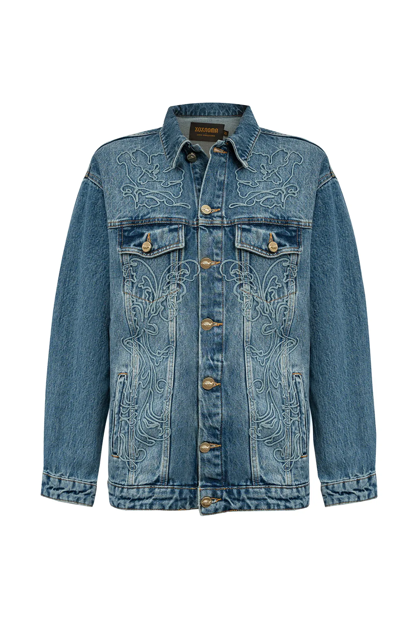 Джинсовая куртка с вышивкой