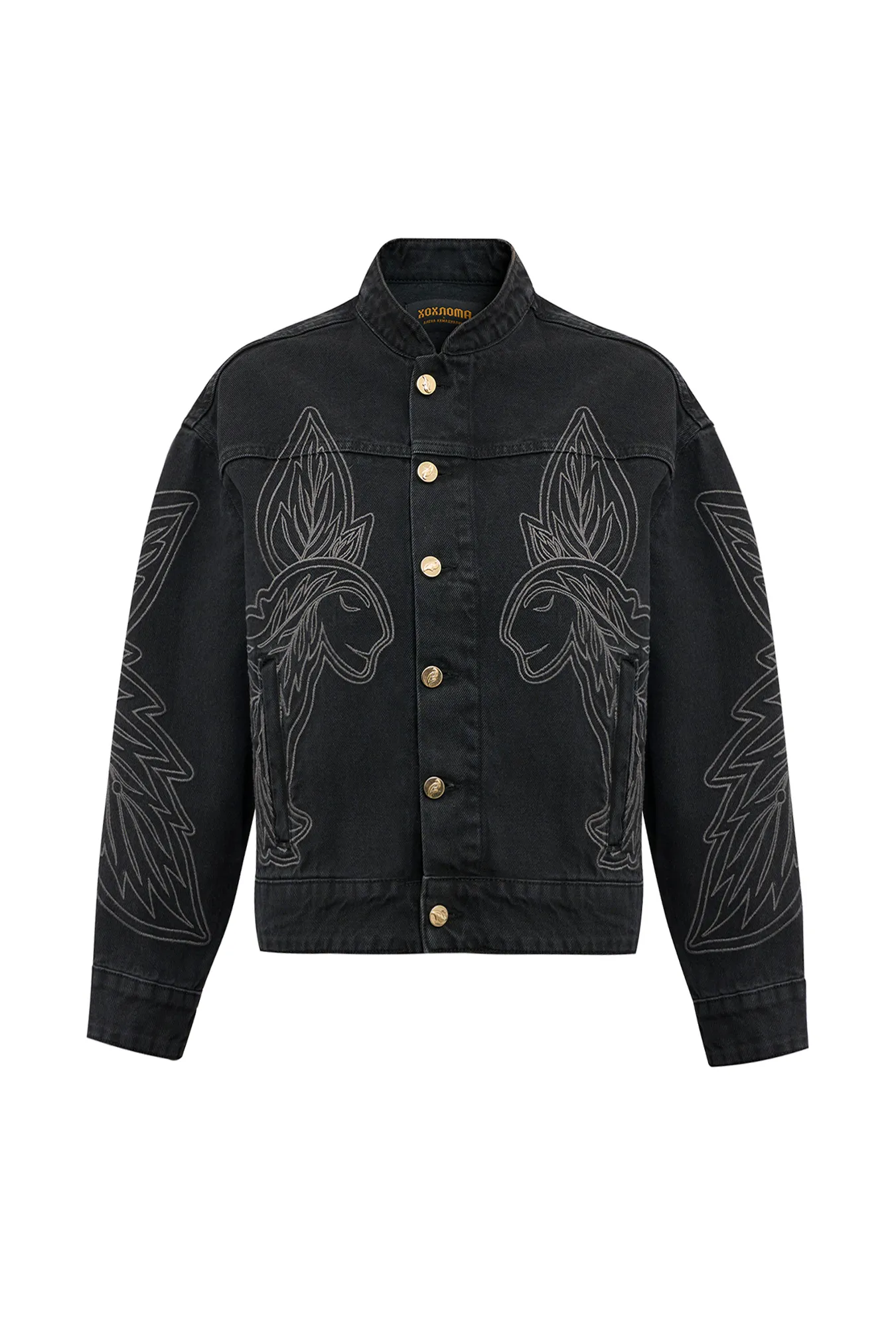 Джинсовая куртка с вышивкой