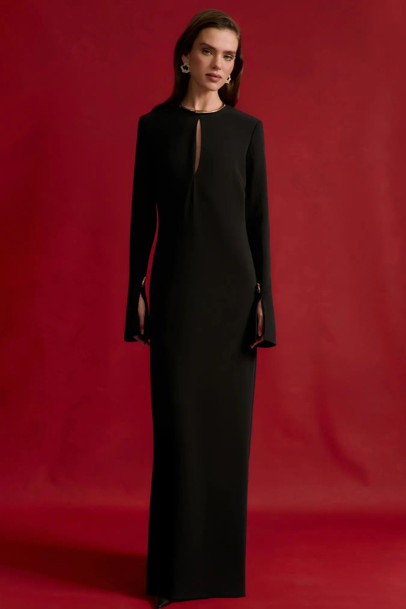 Макси-платье с вырезом «лепесток»