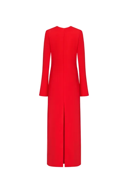 Платье-макси с вырезом