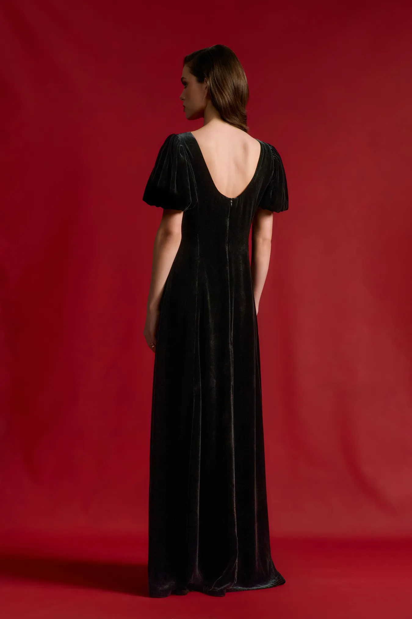 Платье макси из бархата