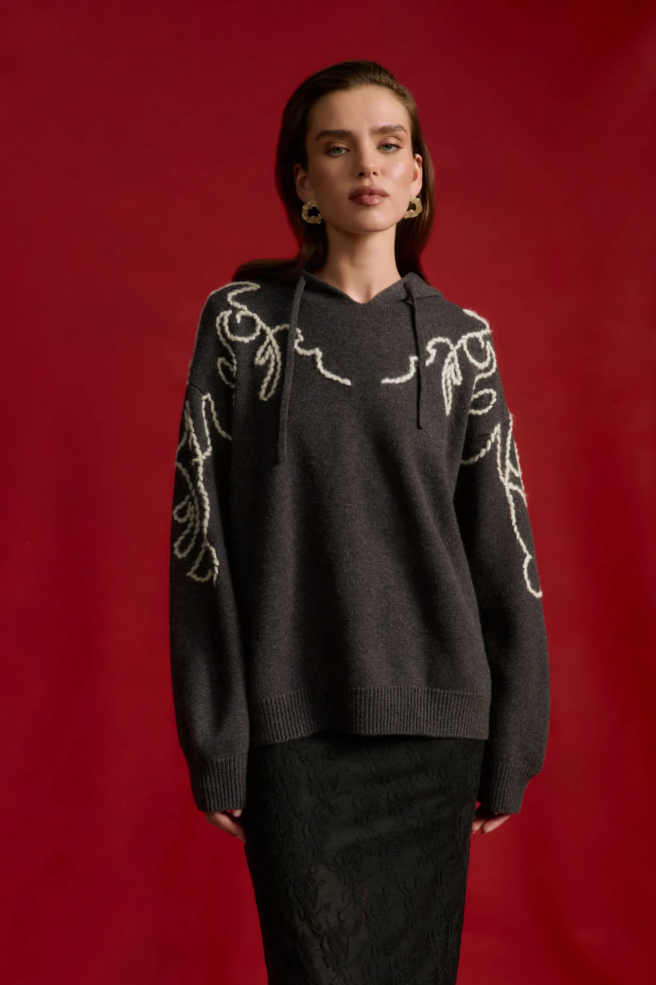 Джемпер из кашемира с вышивкой