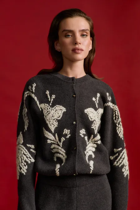 Комбинезон из 100% кашемира с вышивкой