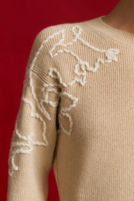 Джемпер из 100% кашемира с вышивкой