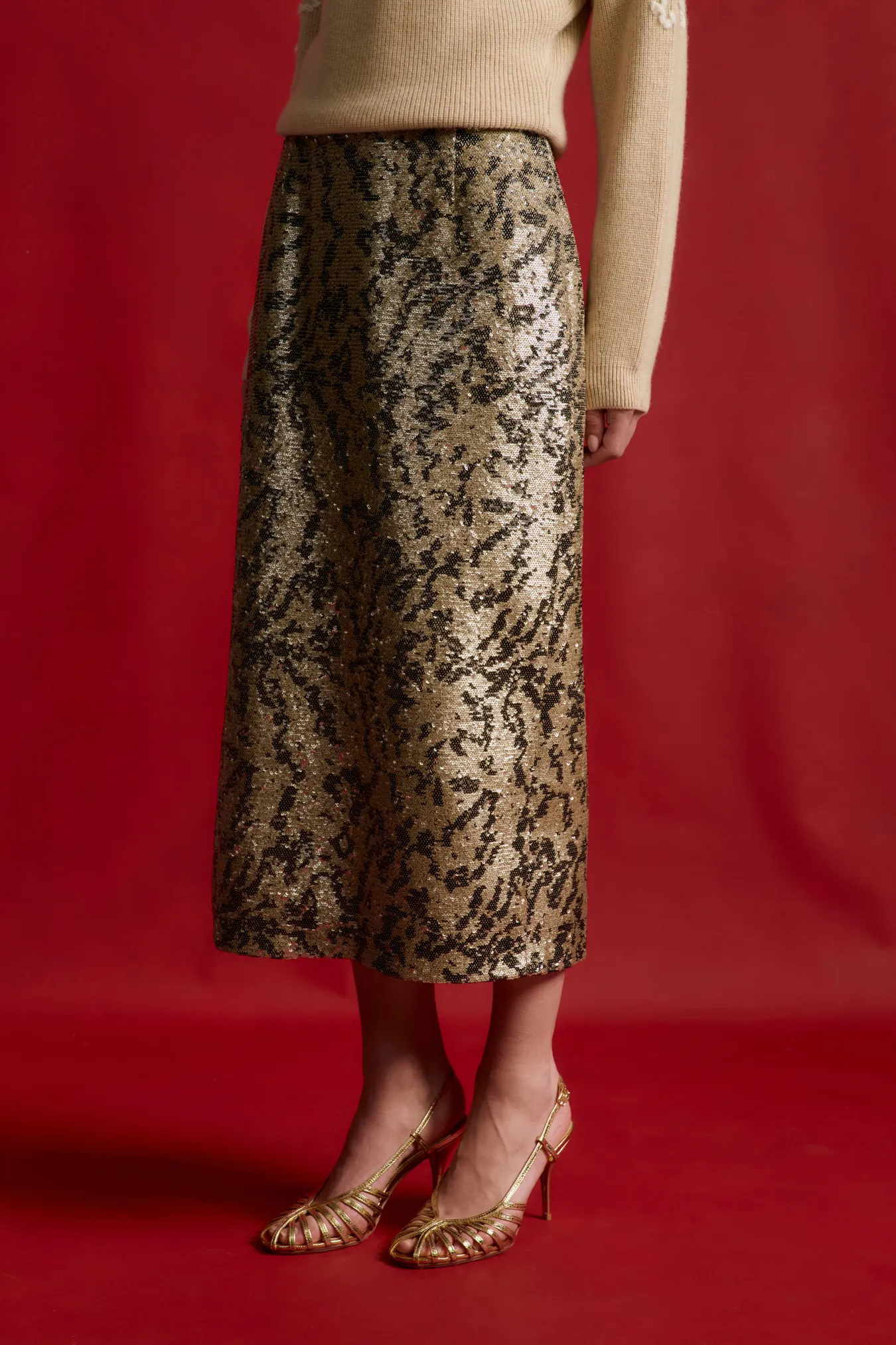 Юбка в пайетках