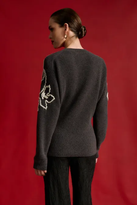 Джемпер из 100% кашемира с вышивкой