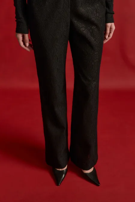 Кружевные брюки на шелковой подкладке