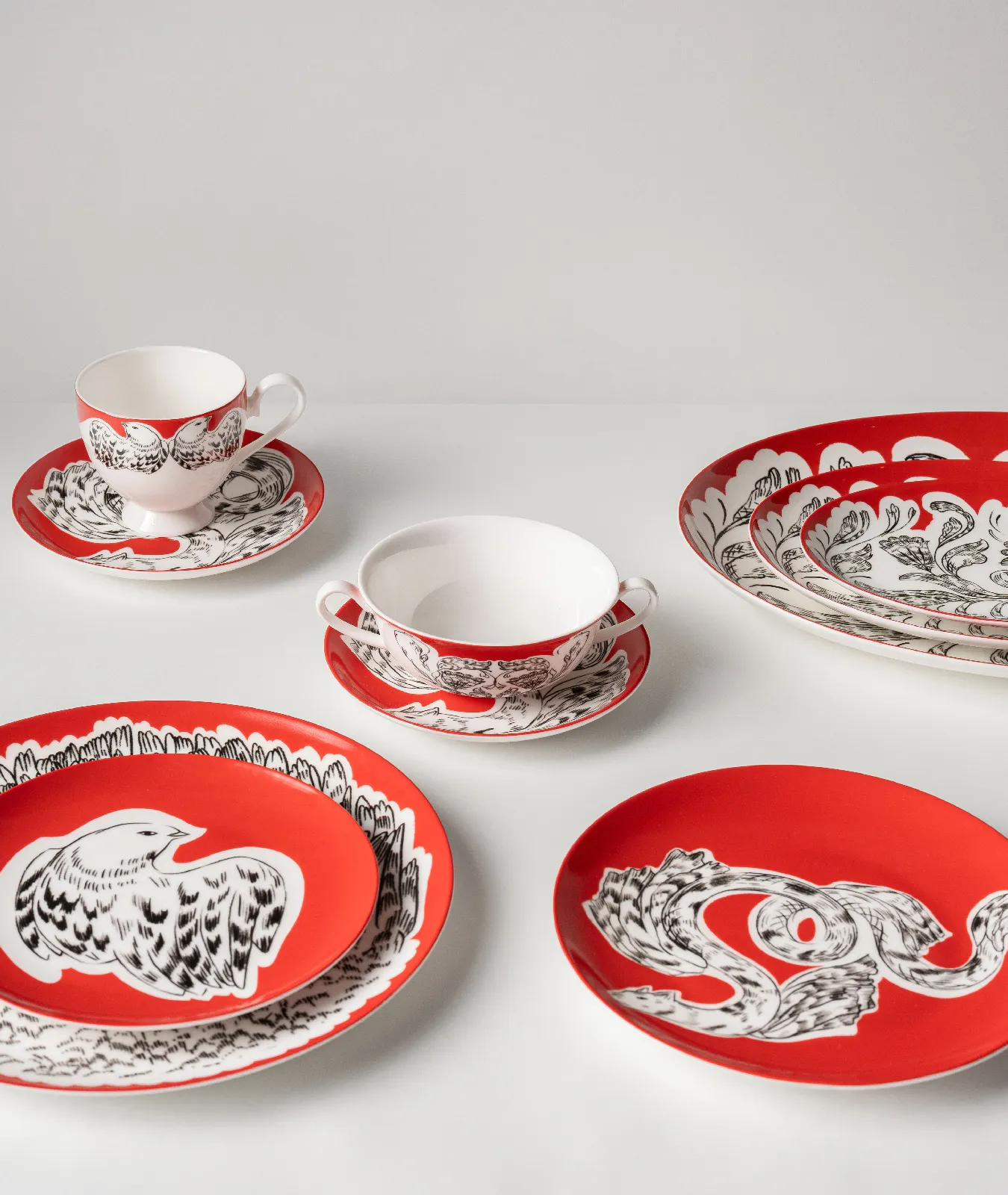 Пара  кофейная, коллекция «Перья на красном»