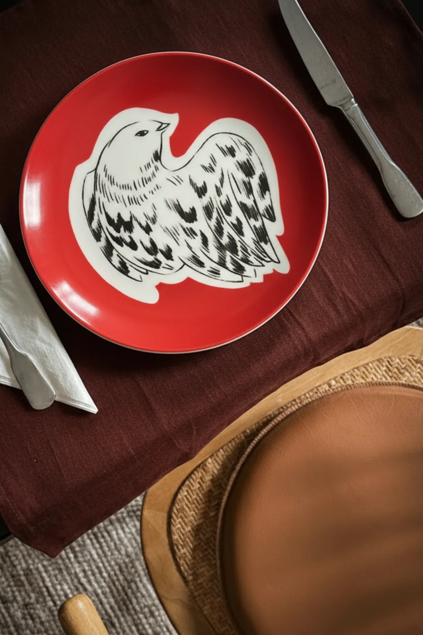 Тарелка пирожковая, коллекция «Перья на красном»