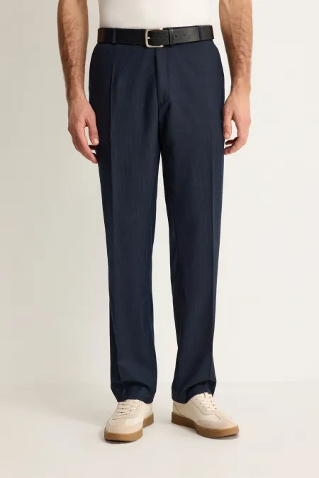 Классические брюки прямого силуэта