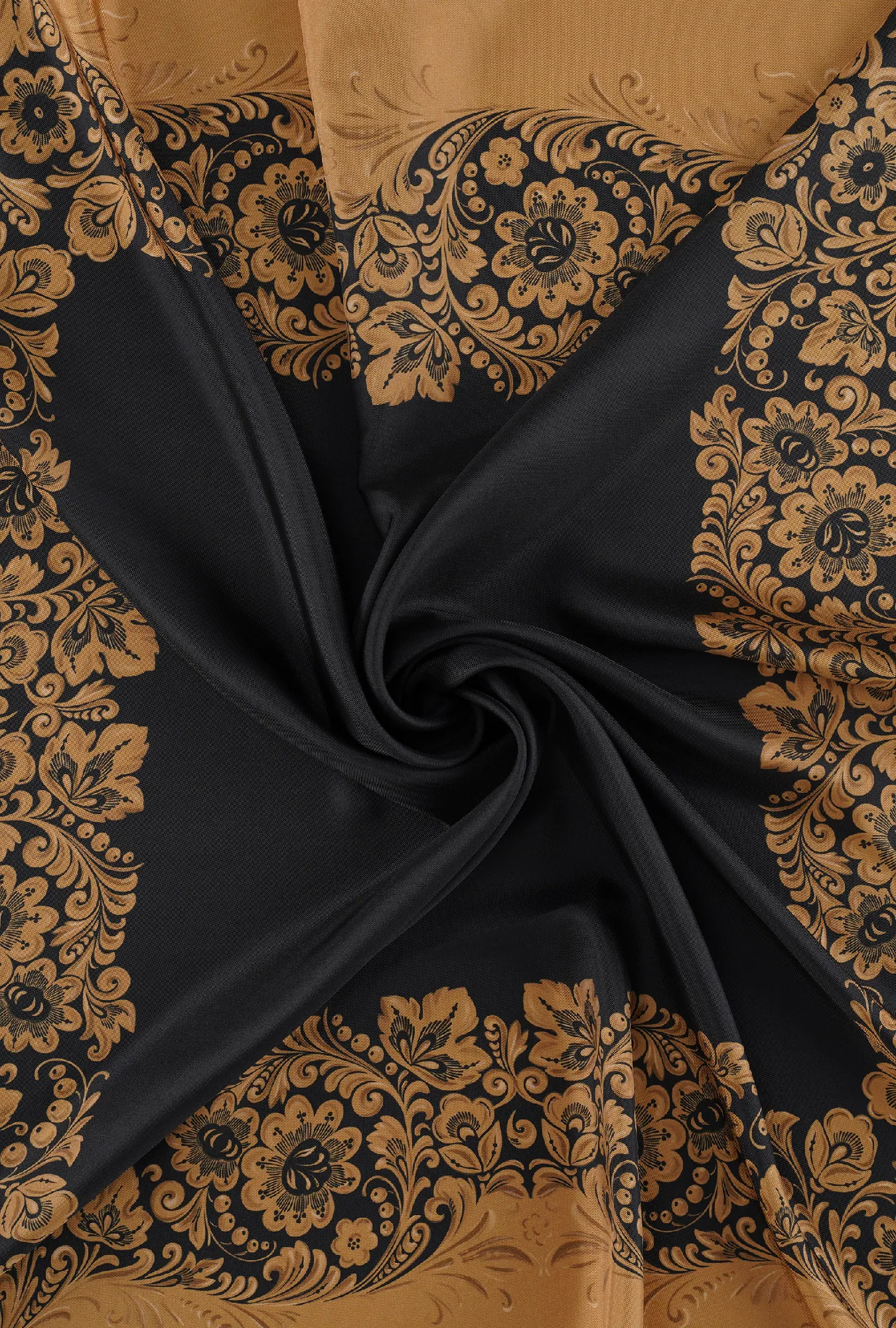 Шёлковый платок