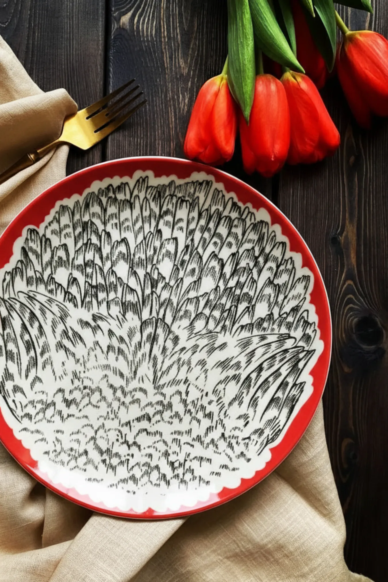 Тарелка обеденная, коллекция «Перья на красном»