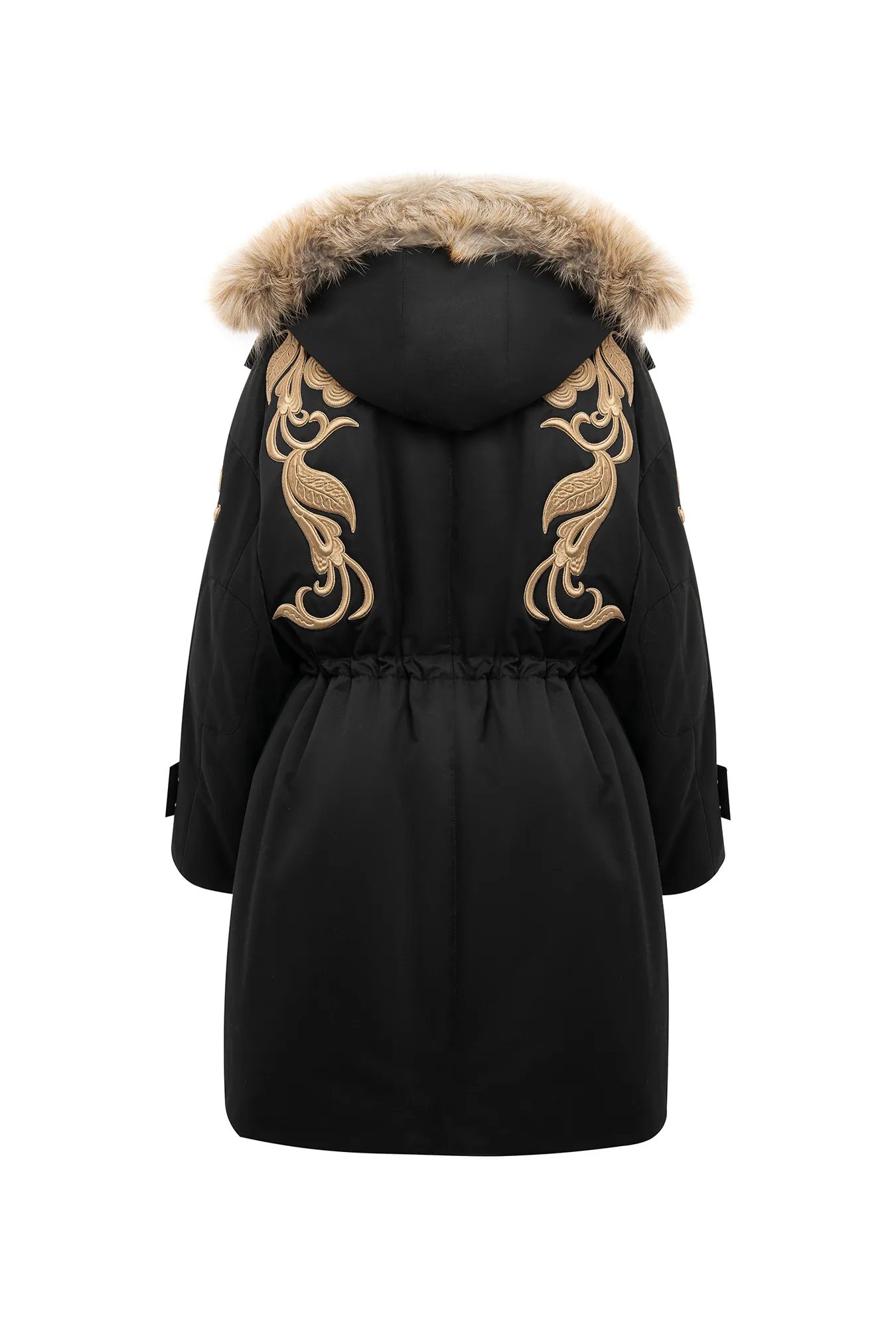 Парка с отделкой мехом куницы и лисы с вышитым орнаментальным рисунком